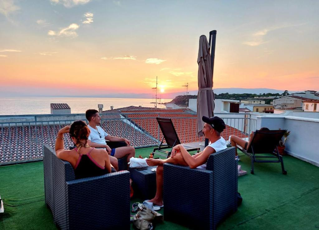 Four Winds B&B Le Castella  Bagian luar foto