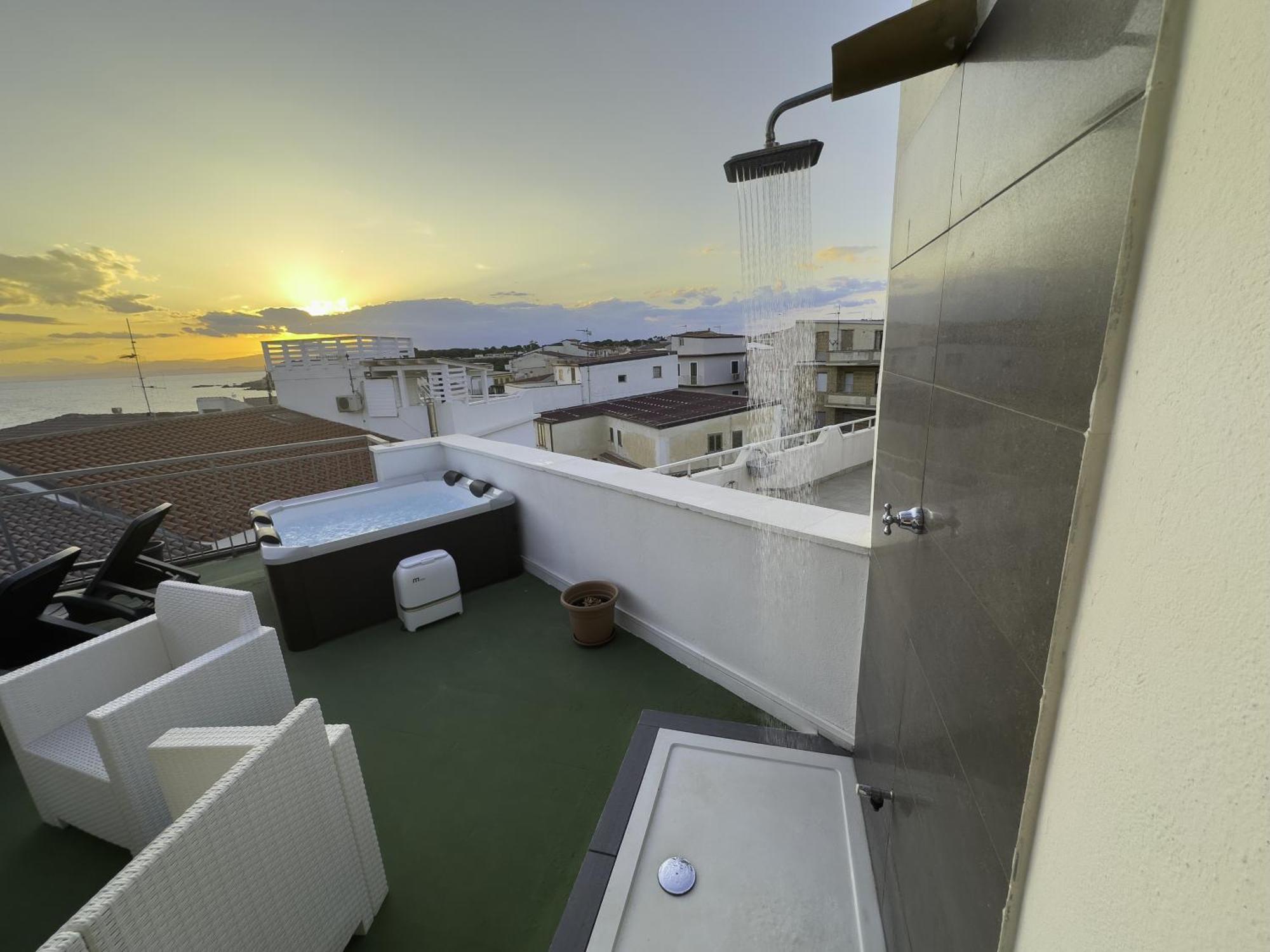 Four Winds B&B Le Castella  Bagian luar foto